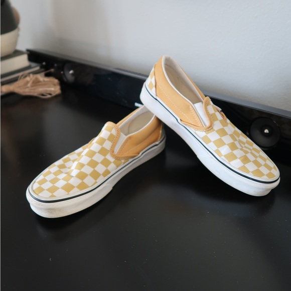 Slip-On Mustard Yellow Checkered Vans - Picture 4 of 7